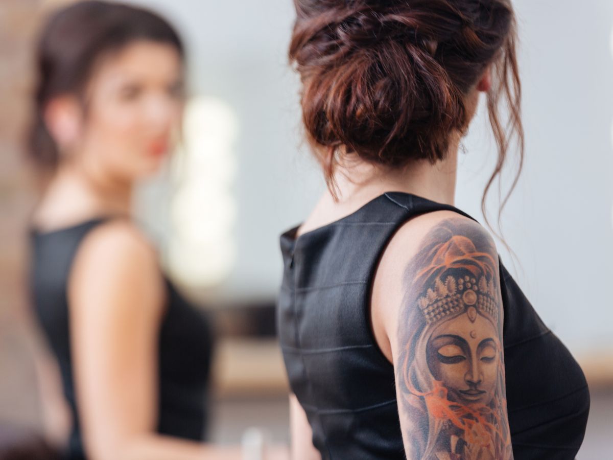 tatuagem feminina no braço